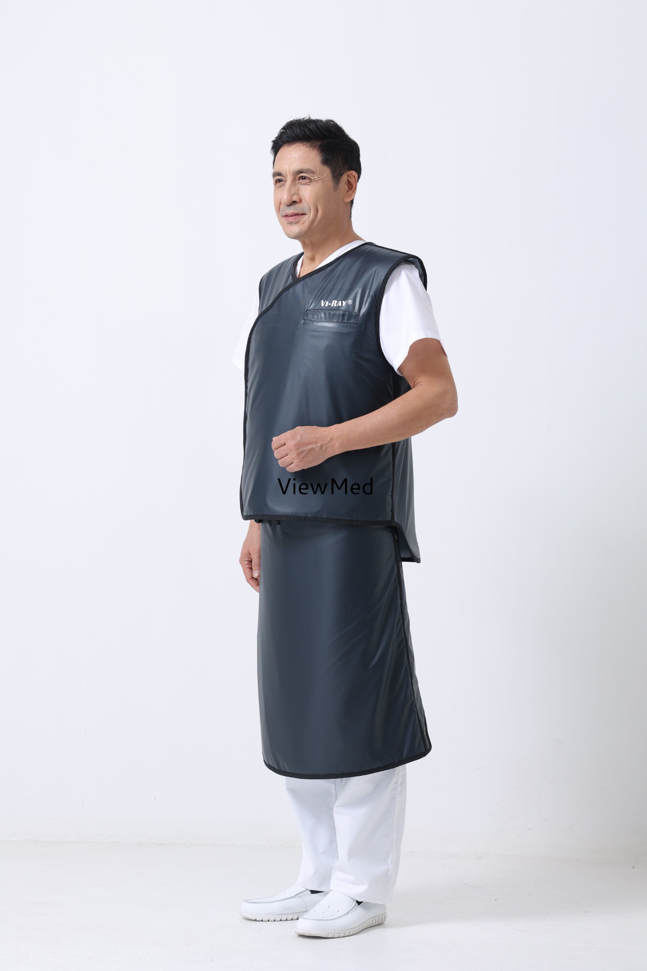 Cloth-Embedded Vest and Skirt Apron